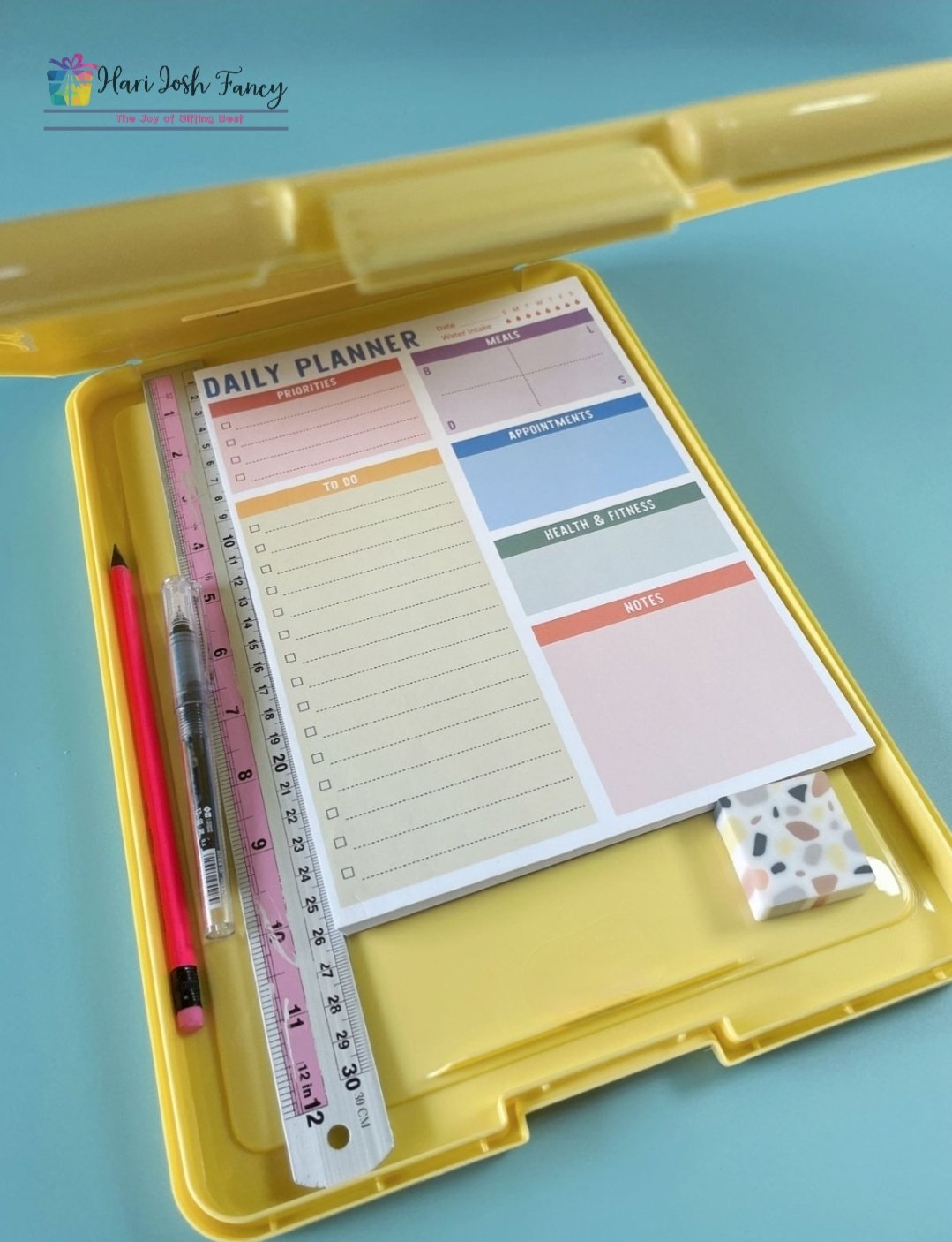 Writing pad with storage - Image 3